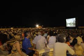 Cine al aire libre, Ciudad de Argentina